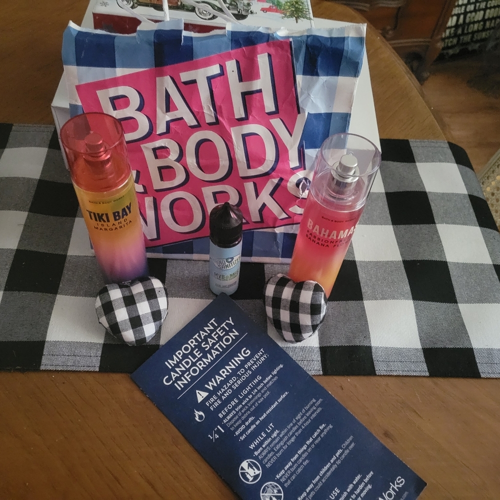 Bath and Body Works Tiki Bay others included set